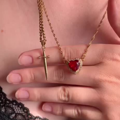 COLLAR CORAZON Y ESPADA